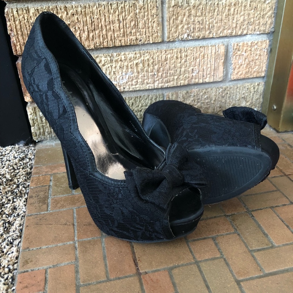 Black lace heels